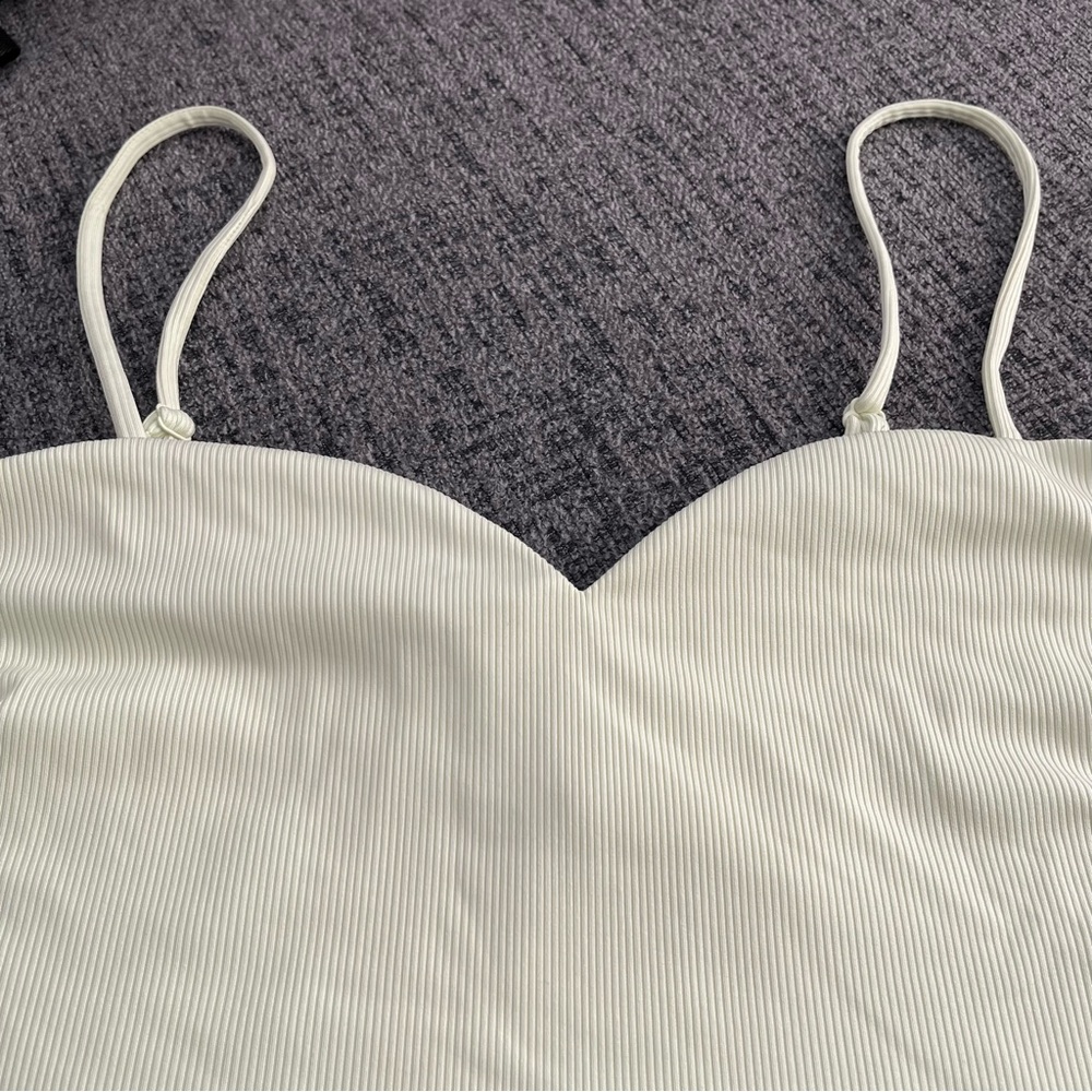 NWT Women’s Express Ribbed Cami - Picture 2 of 9